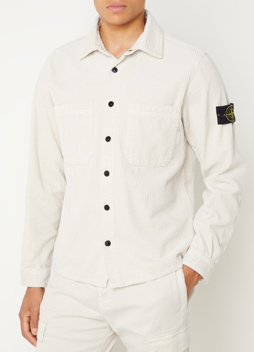 Stone Island 11311 overshirt van corduroy met borstzakken en logo - detail 2 creme