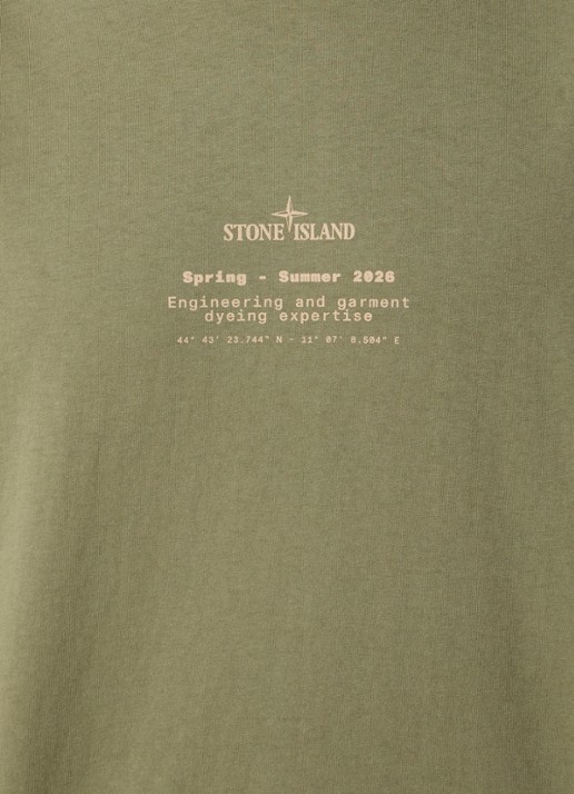 Stone Island 12002 T-shirt met logo- en backprint - detail 5 olijfgroen