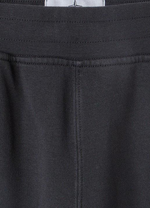 Stone Island 200006 straight fit korte joggingbroek met opgestikte zak - detail zwart