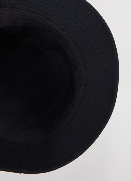 Stone Island Bucket hoed met logoborduring - detail zwart