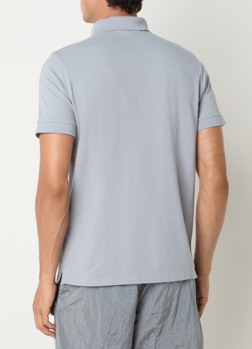 Stone Island S0017 slim fit polo van piqué katoen met logo - achterkant 3 donkerblauw
