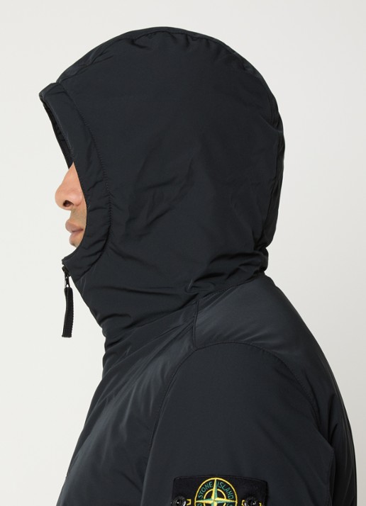 Stone Island S0026 gewatteerd jack met capuchon en steekszakken - detail 5 zwart