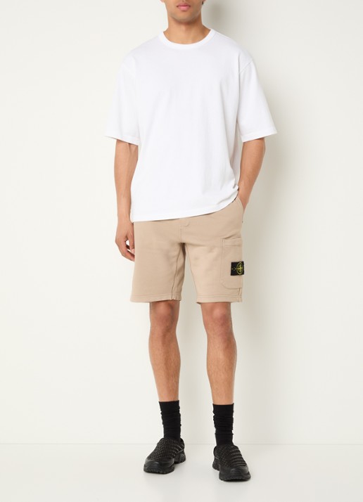 Stone Island S0051 straight fit korte joggingbroek met logo - voorkant 4 zand