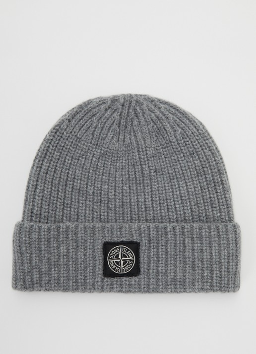 Stone Island S00B4 grofgebreide muts met logo - voorkant grijs