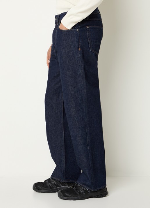 Stone Island S00J7 loose fit jeans met donkere wassing - detail 3 indigo