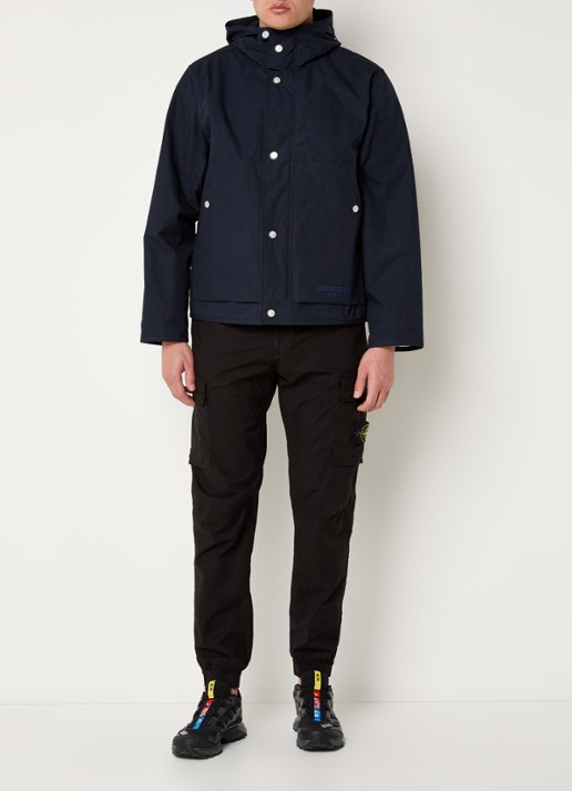 Stone Island S00X1 Marina jack met logo en capuchon - voorkant 6 donkerblauw