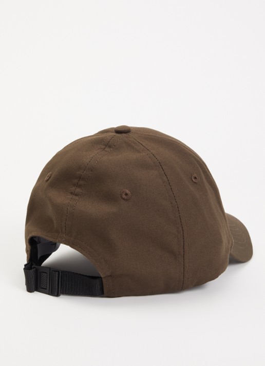 Stone Island S0248 pet met logoborduring - detail groenbruin