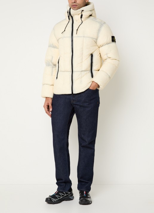 Stone Island S0302 puffer jack met donsvulling en capuchon - voorkant 6 gebroken wit