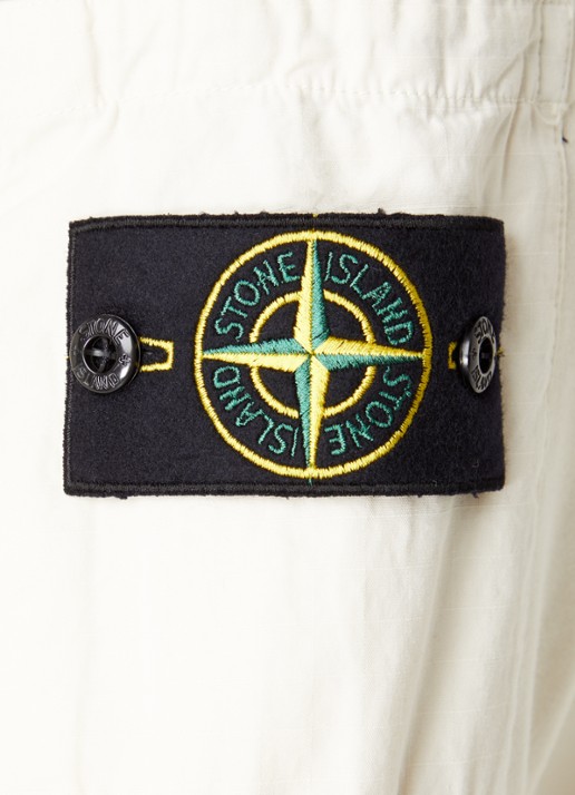 Stone Island S0410 sweater met opgestikte zak en logoborduring - detail 5 creme