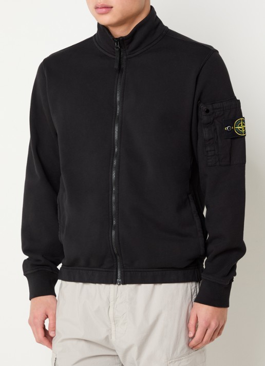 Stone Island S0410 sweater met opgestikte zak en logoborduring