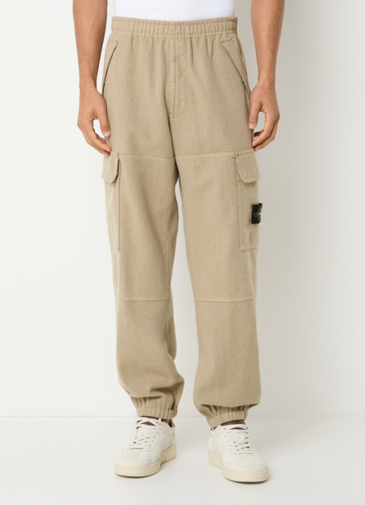 Stone Island S0451 tapered fit joggingbroek met steekzakken