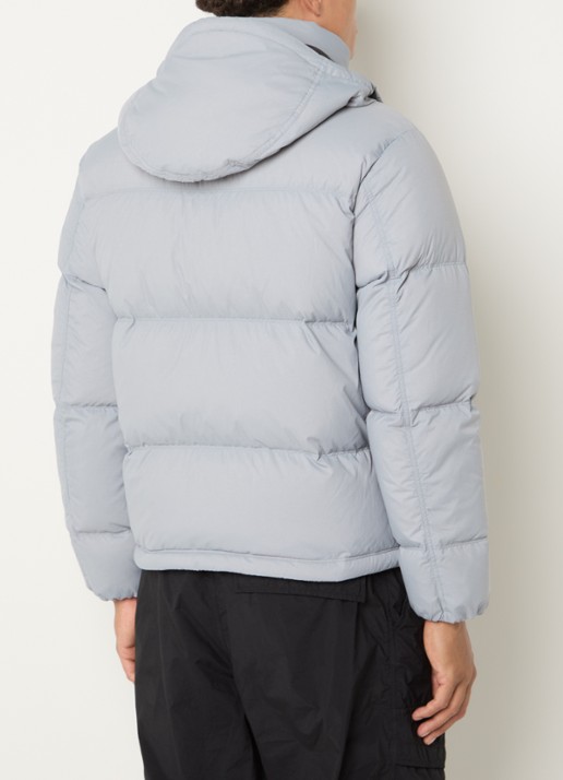 Stone Island S0483 puffer jack met donsvulling en afneembare capuchon - achterkant 6 lichtgrijs