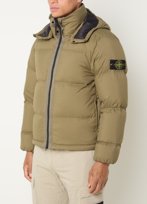 Stone Island S0483 puffer jacket met donsvulling en afneembare capuchon