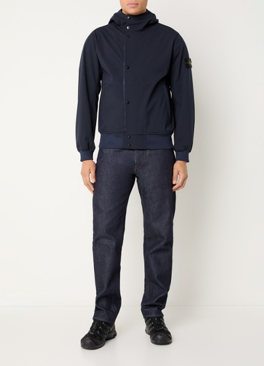 Stone Island S0A22 jack met capuchon en logo - voorkant 3 donkerblauw