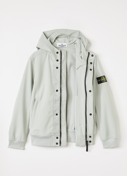 Stone Island S0A22 softshell jack met logo en waterafstotende coating - voorkant 2 lindegroen