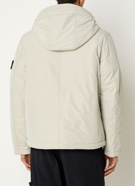 Stone Island S0A26 gewatteerde parka met capuchon en steekzakken - achterkant 6 zand