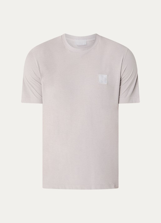 Stone Island S0F11 T-shirt met logoborduring - voorkant grijs