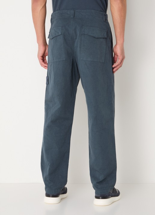 Stone Island S0F36 Tapered fit broek met logo - achterkant 6 indigo