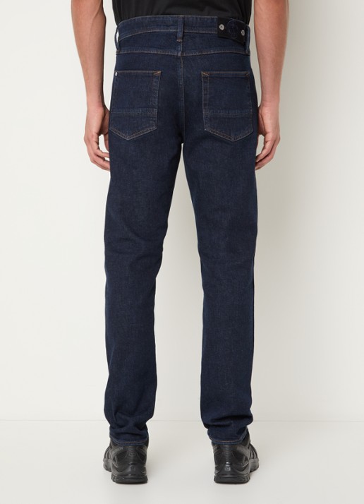 Stone Island S0J12 slim fit jeans met donkere wassing - achterkant blauw