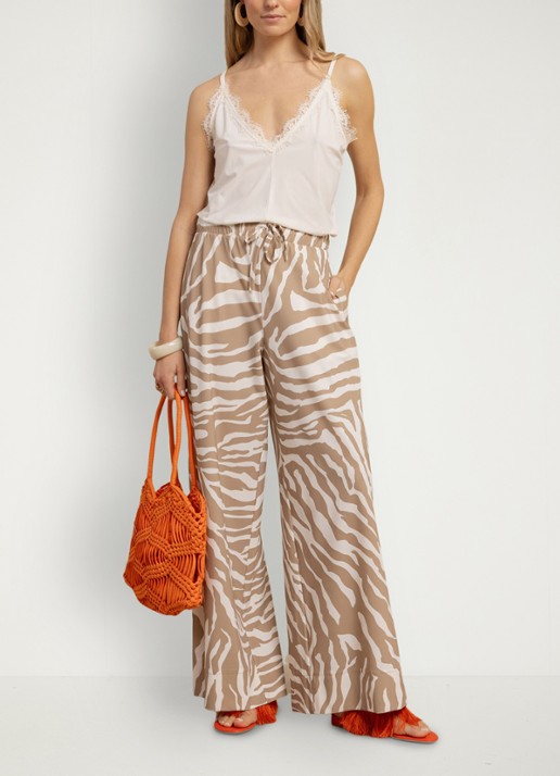 Studio Anneloes High waist wide fit pantalon met steekzakken - voorkant 3 lichtbruin