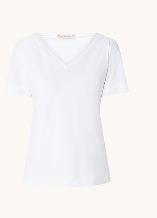 Studio Anneloes Roller T-shirt van travelstof met V-hals - voorkant 2 wit