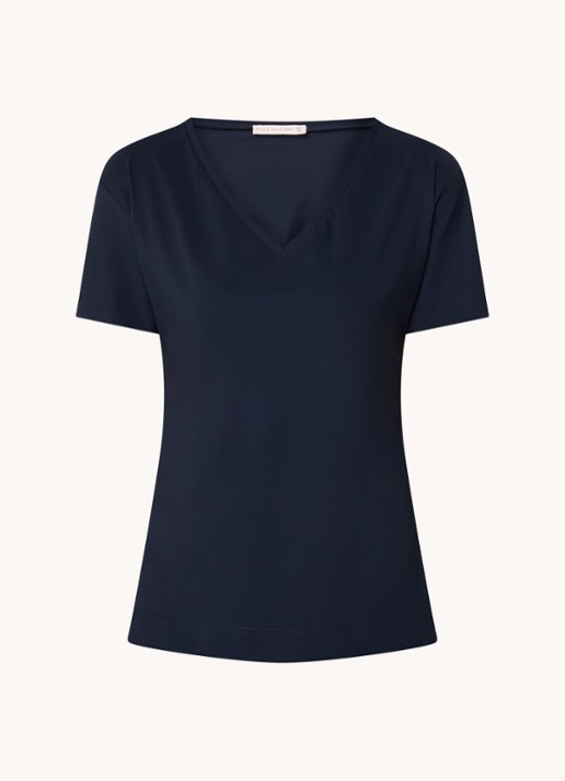Studio Anneloes Roller T-shirt van travelstof met V-hals - voorkant 2 donkerblauw