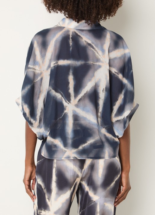 Summum Semi-transparante blouse met tie-dye dessin en vleermuismouw - achterkant blauw