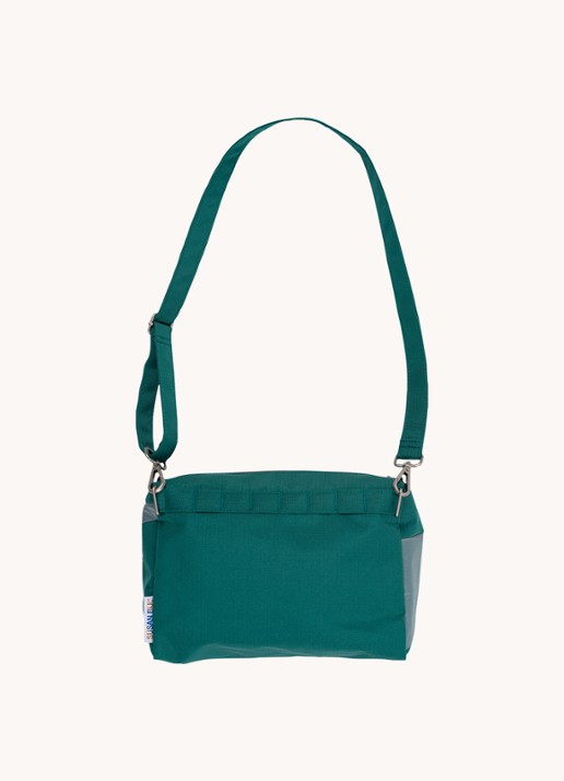 SUSAN BIJL The New Bum Bag Medium crossbodytas met waterafstotende coating - achterkant groen