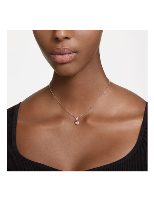 Swarovski STILLA PEND HRT RED/GOS - detail 2 goud