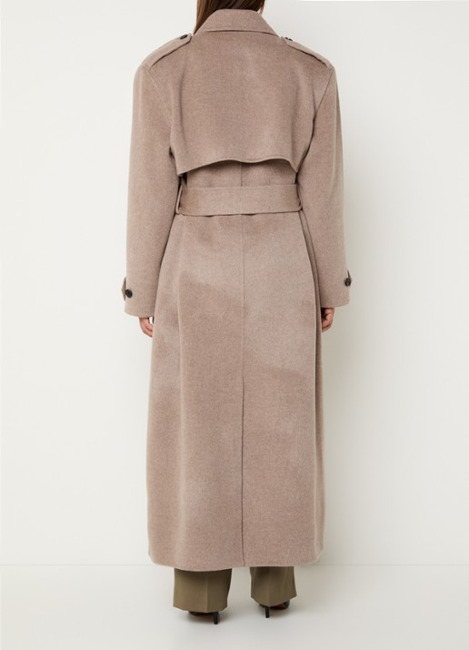 The Frankie Shop Nikola trenchcoat in kasjmierblend met schoudervulling - achterkant donkerbeige