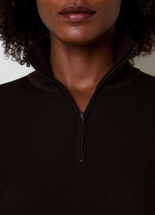 The Frankie Shop Sade fijngebreide pullover in wolblend met halve rits - detail 4 donkerbruin