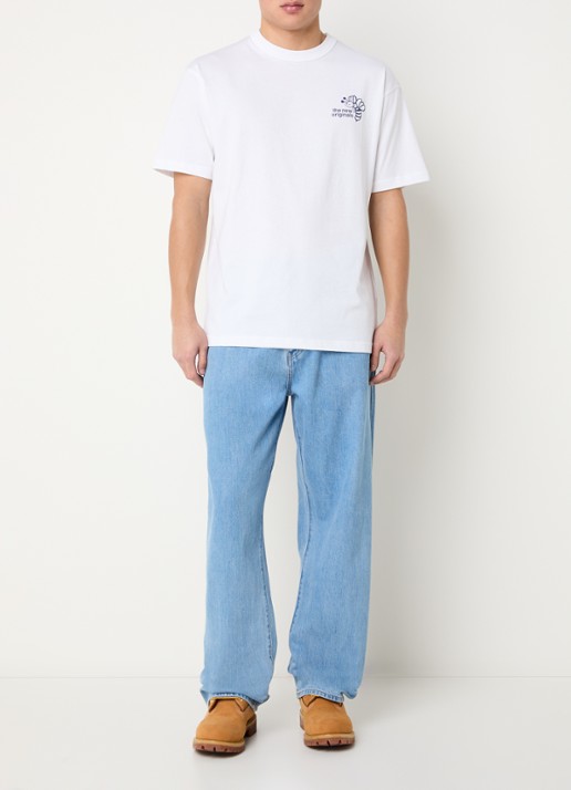 The New Originals Bee Camp T-shirt met logo- en backprint - voorkant 2 wit