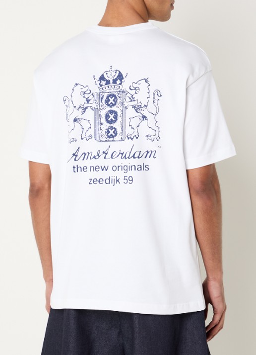 The New Originals Lion Speaker Tee met front- en backprint