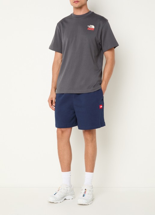 The North Face 1966 Flora T-shirt met logo- en backprint - voorkant 3 antraciet