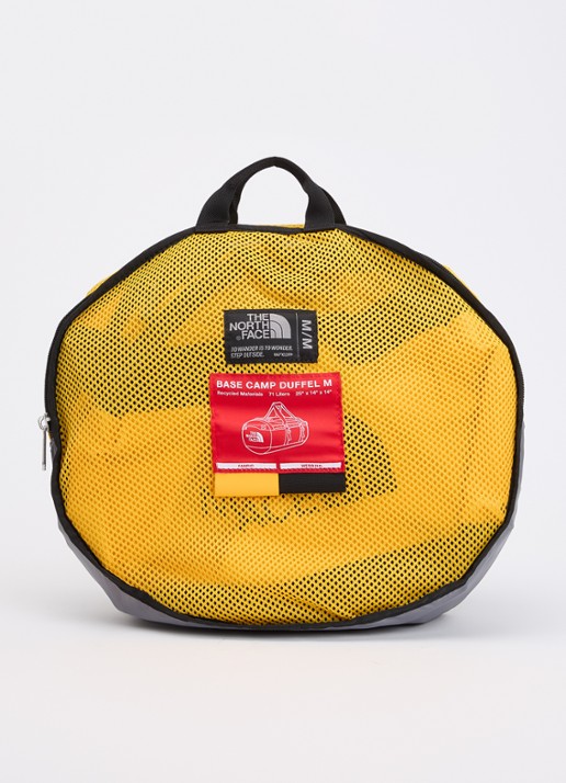 The North Face Base Camp Duffel M weekendtas met verstelbare schouderriem - detail 3 geel