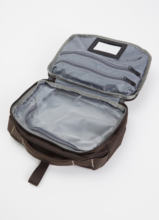 The North Face Base Camp Voyager toilettas met logo - voorkant 2 donkerbruin