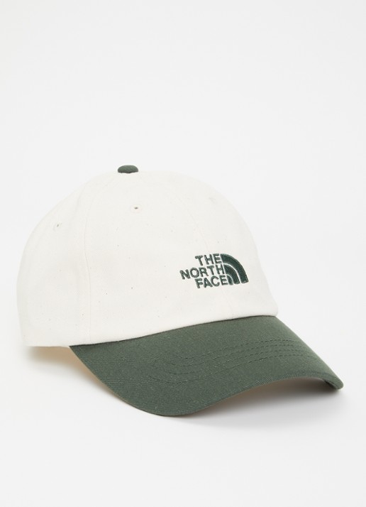 The North Face Norm pet met logoborduring - voorkant gebroken wit