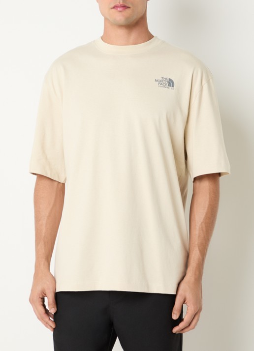 The North Face Plant & Flora oversized T-shirt met logo- en backprint - achterkant beige