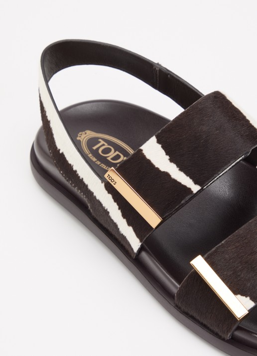 Tod's Gomma sandaal van koeienvacht - detail 6 zwart