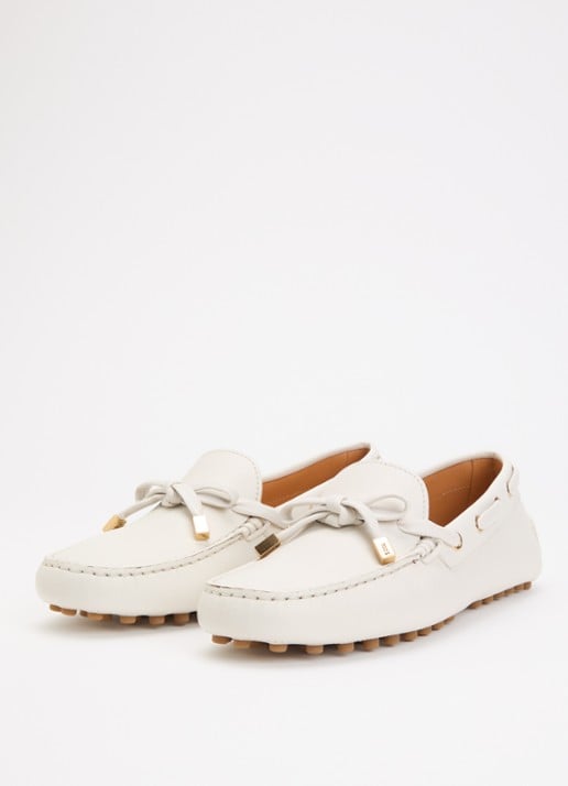 Tod's Gommino mocassin van kalfsleer - detail 3 gebroken wit