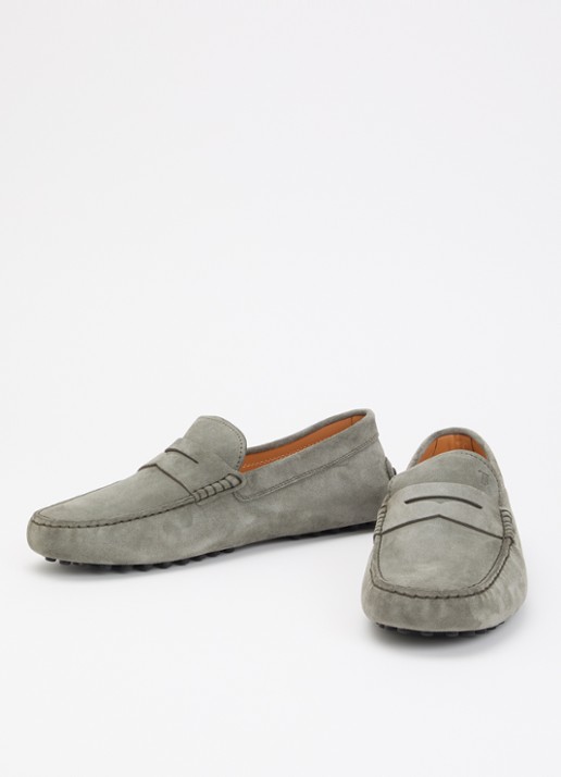 Tod's Gommino mocassin van suède - detail olijfgroen