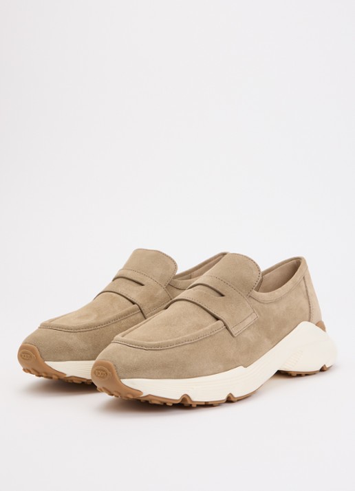 Tod's Mocassino Bordo slip-on van kalfssuède - detail zand