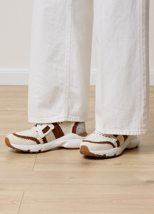 Tod's Sneaker met gebreid bovenwerk - voorkant 2 gebroken wit