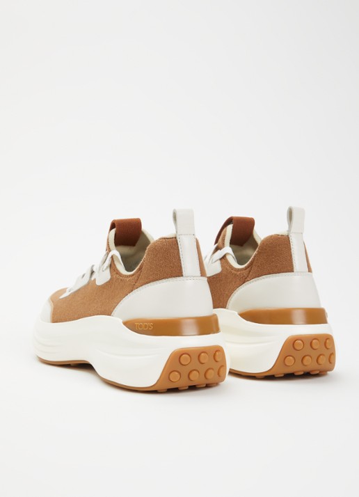 Tod's Sportiva sneaker met details van kalfsleer en logo  - achterkant cognac