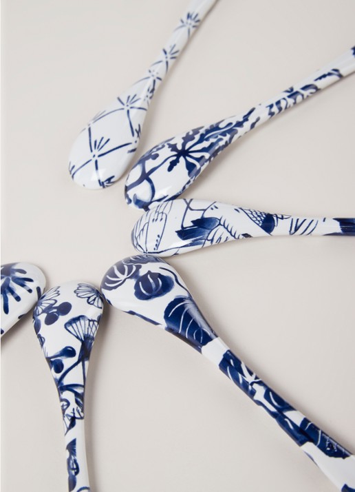 Tokyo Design Studio Flora Japonica theelepel set van 6 - detail wit