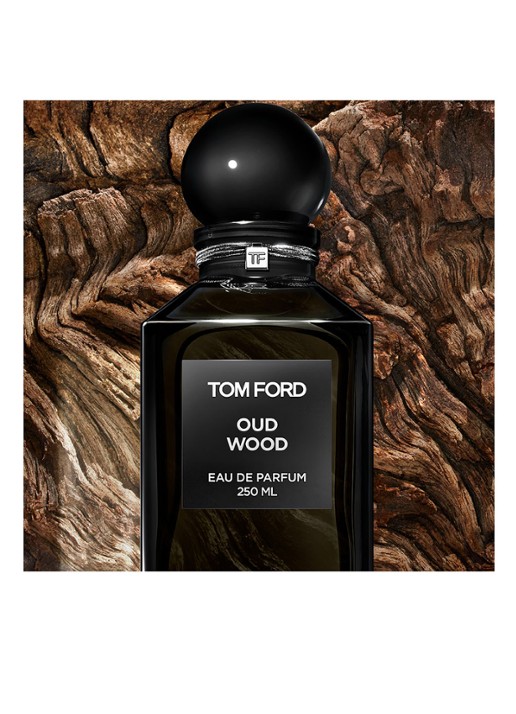 Tom Ford Oud Wood Eau de Parfum Decanter - detail 3 undefined