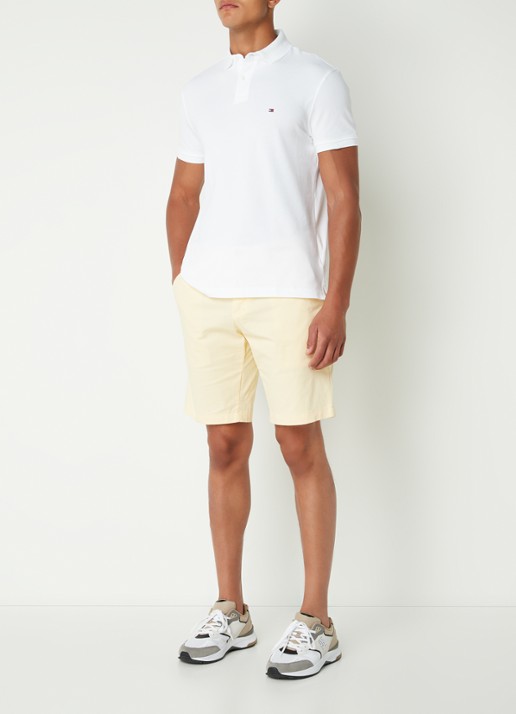 Tommy Hilfiger Core regular fit polo van piqué katoen met logoborduring - voorkant 3 white-ybr / wit