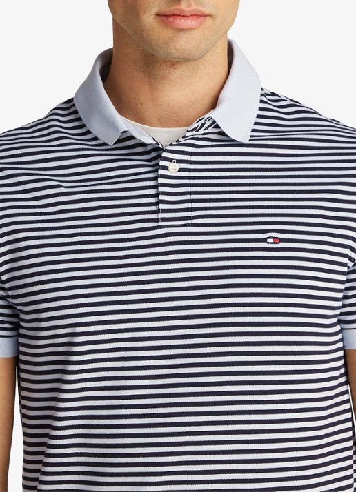 Tommy Hilfiger Core regular fit polo van piqué katoen met logoborduring - detail 4 breezy blue / dessert / blauw