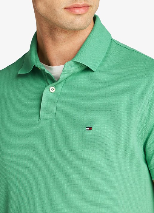 Tommy Hilfiger Core regular fit polo van piqué katoen met logoborduring - detail 5 fort green / groen