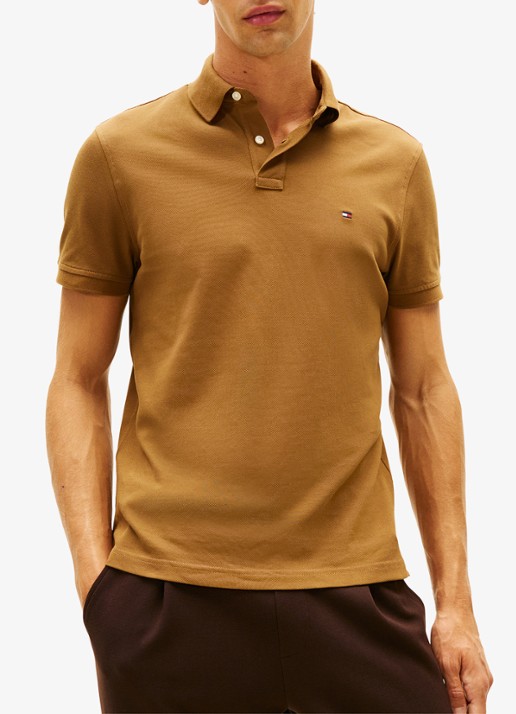 Tommy Hilfiger Core regular fit polo van piqué katoen met logoborduring - detail 2 highland khaki-gwp / bruin